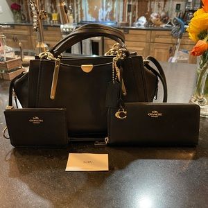 Black Dreamer Satchel Coach purse and wallets